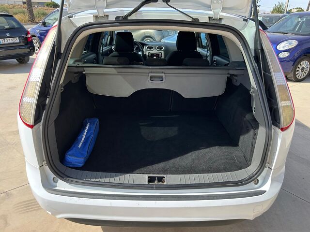 FORD FOCUS TREND 1.6 TDCI ESTATE SPANISH LHD IN SPAIN 171000 MILES SUPERB 2011